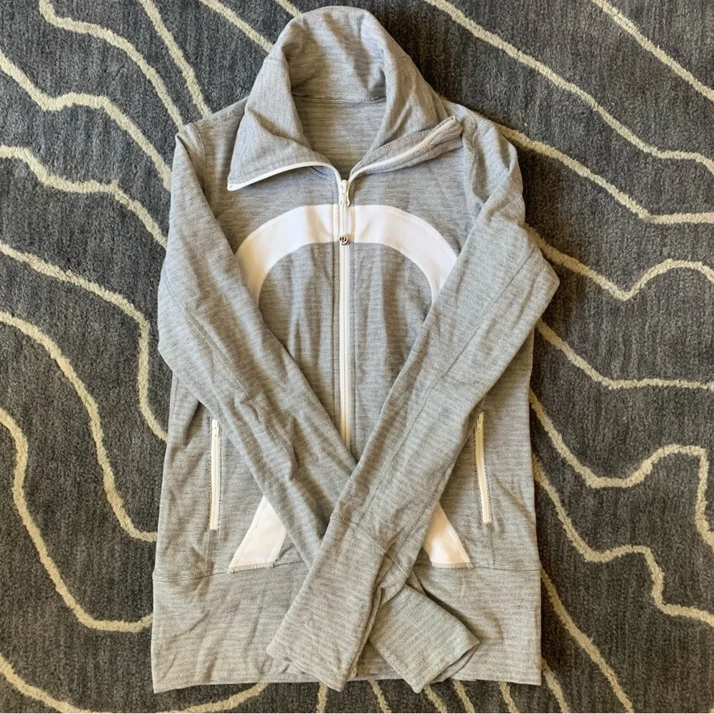 Lululemon In Stride Jacket - Picture 2 of 5